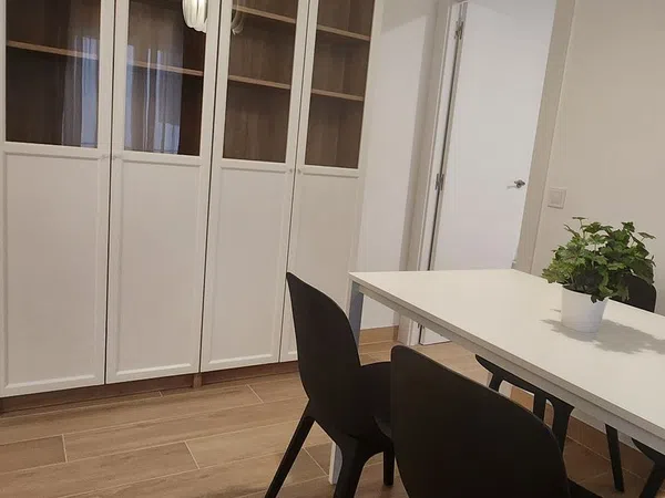 Piso en calle de Santa Isabel, 20