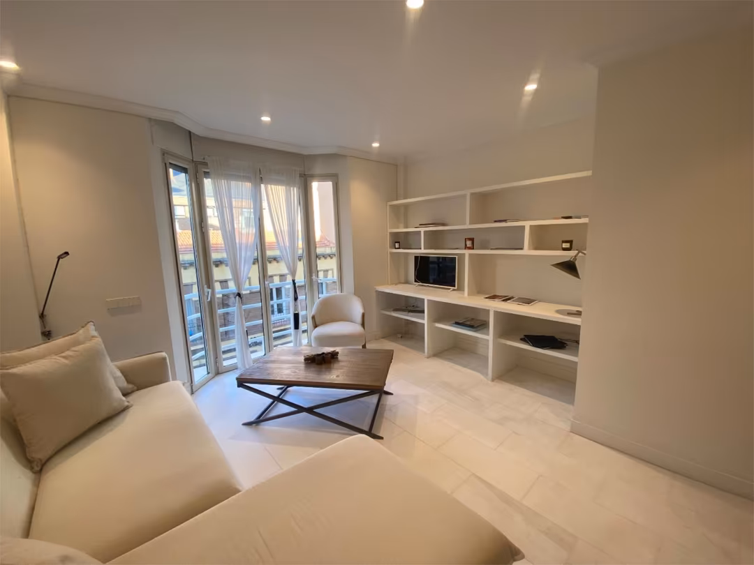 Piso en  Calle de Antonio Rodríguez Villa 14 - Foto 2