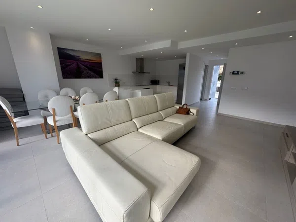 Chalet pareado en calle Archidona, 9 - Foto 2