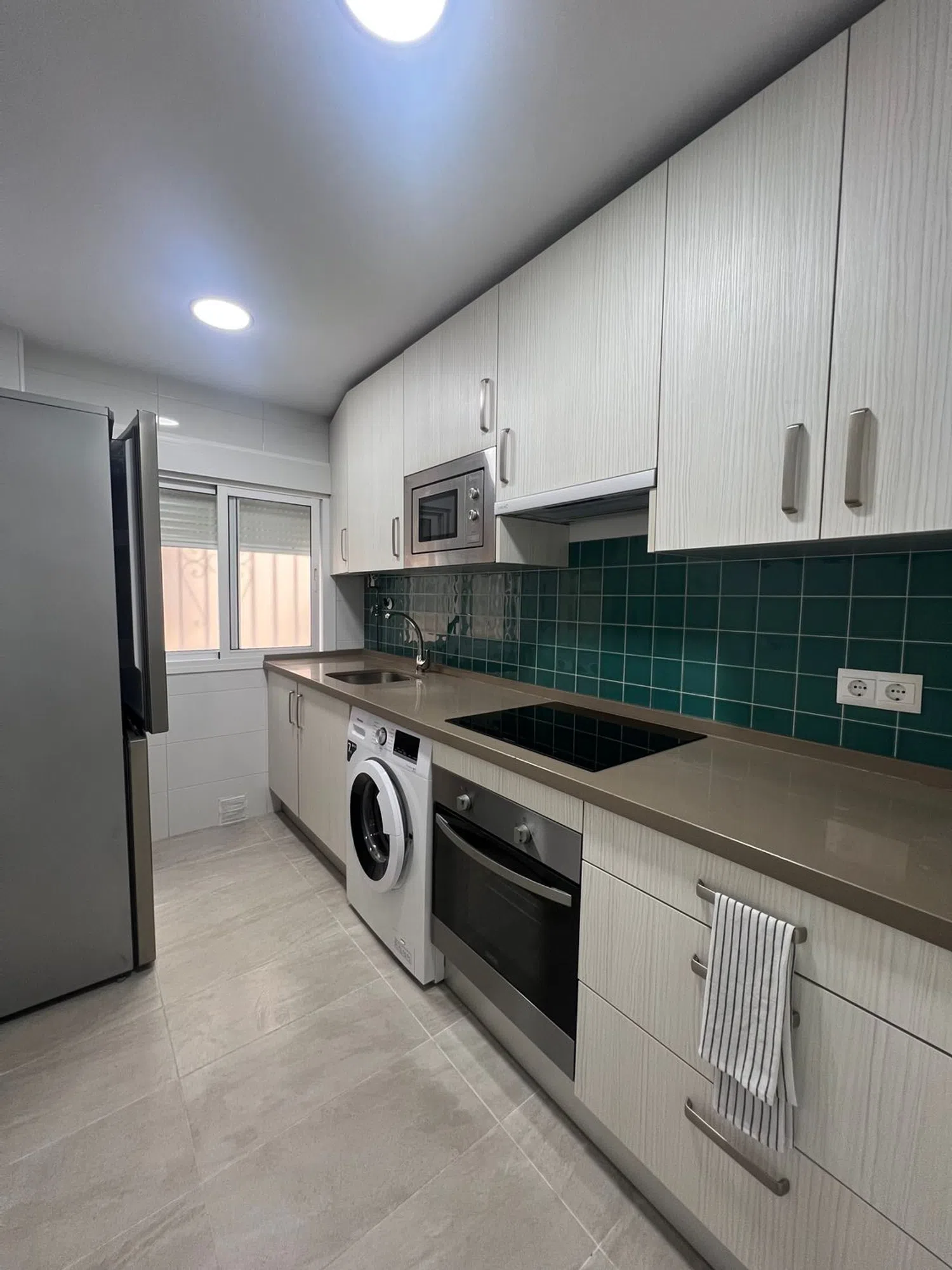 Piso en avenida Juan Sebastián Elcano, 191 - Foto 7