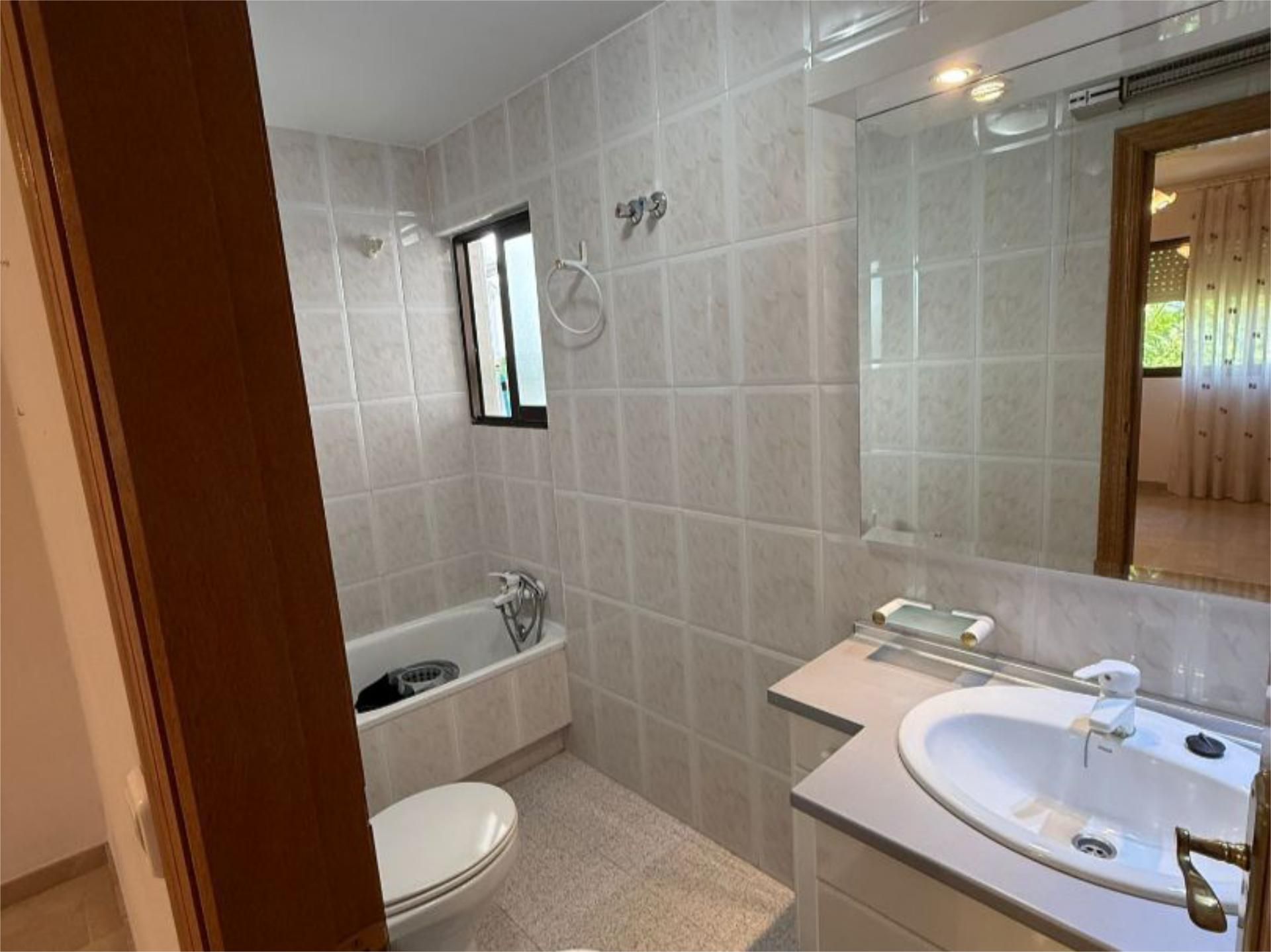 Piso en  Calle Ignacio López Lacal 2 - Foto 37