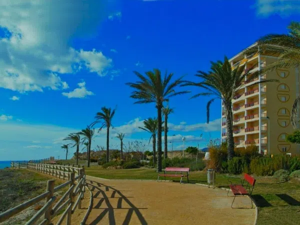 Piso en avenida Tellerola, 1 - Foto 1