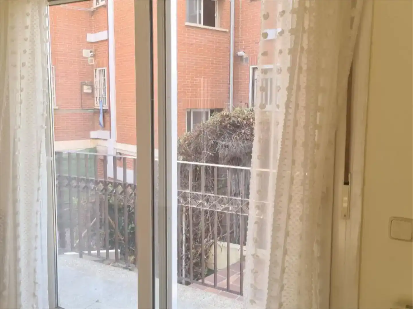 Piso en  Avenida de los Voluntarios 65 - Foto 4