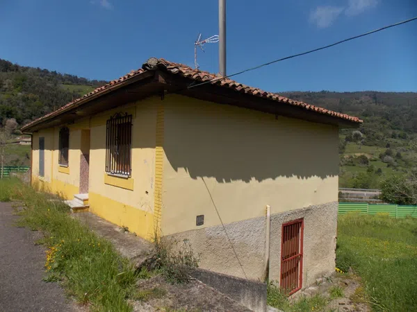 Casa rural en Via Oviedo-Villaviciosa s/n, Parroquias suroccidentales, Parroquias suroccidentales - Foto 1