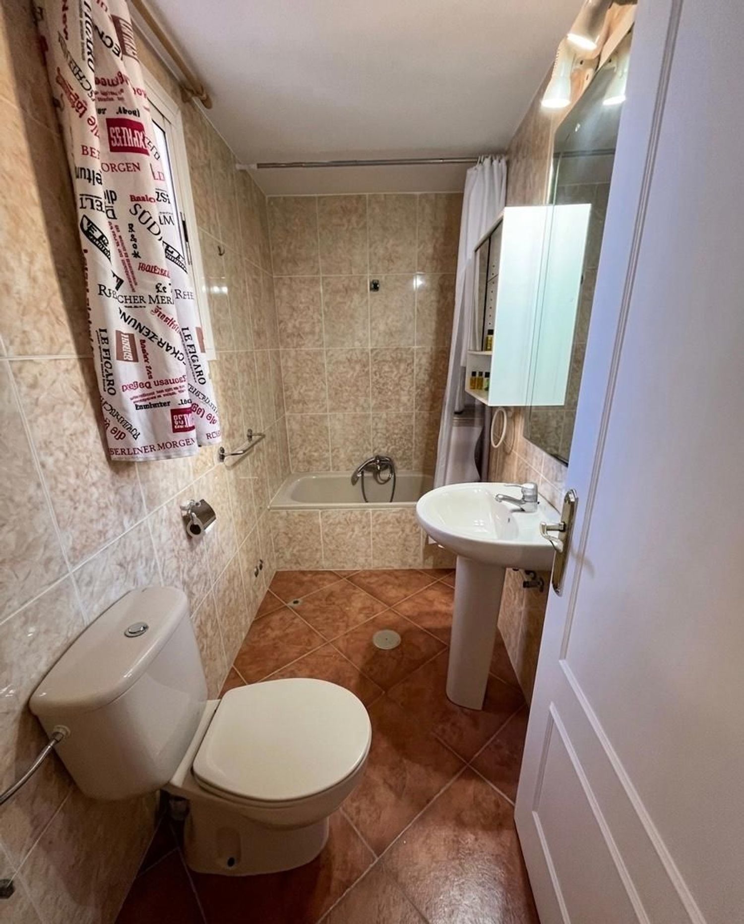 Piso en calle Mendoza, 72 - Foto 3