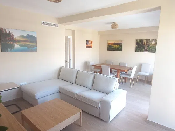 Piso en avenida de Medina Azahara, 15