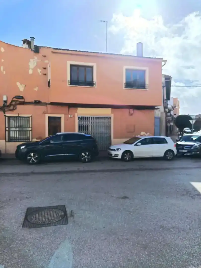 Casa adosada en  Calle Doctor de Vicente Vega 15 - Foto 4