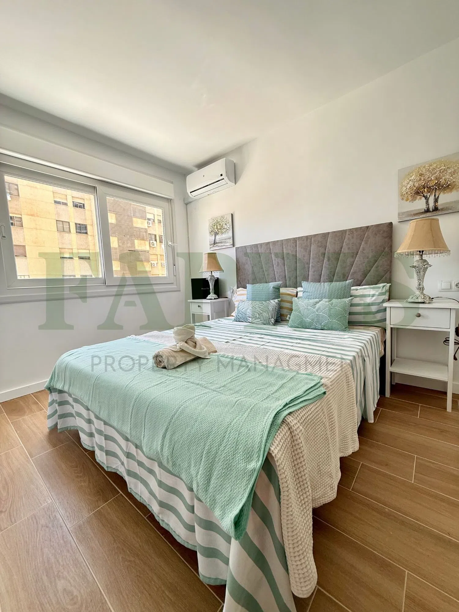Piso en calle Héroe de Sostoa, 25 - Foto 1