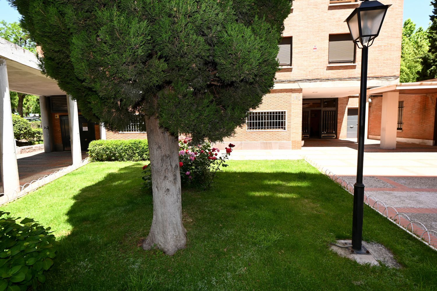 Piso en calle de Víctor de la Serna, 28 - Foto 2