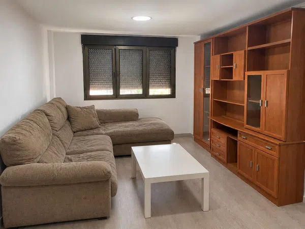 Piso en Calle Vega de Arriba, 22, Sta.Marina - Polígono, Sta.Marina - Polígono - Foto 1