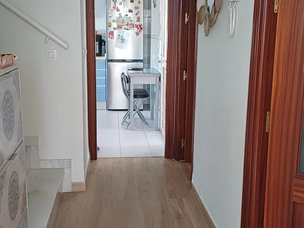 Chalet adosado en La Puebla del Rio - Foto 17
