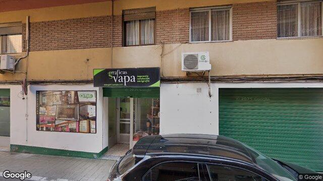Vista de la calle de Piso en Calle José María Pemán, 38