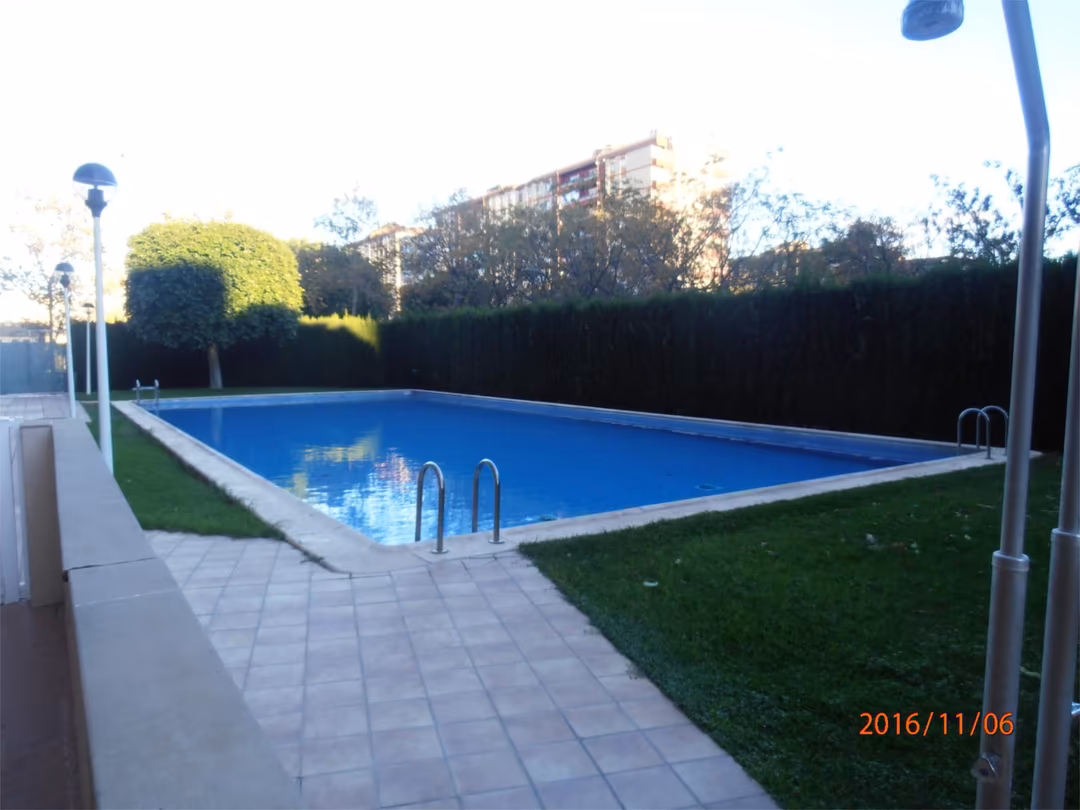 Piso en  Avinguda del Mestre Rodrigo 35