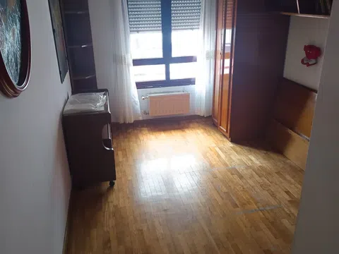 Piso en calle Miguel Indurain, 3