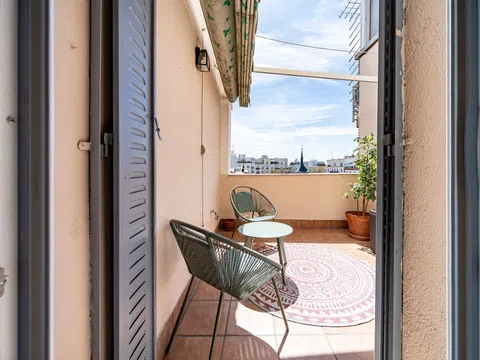 Piso en calle de Altamirano, 20