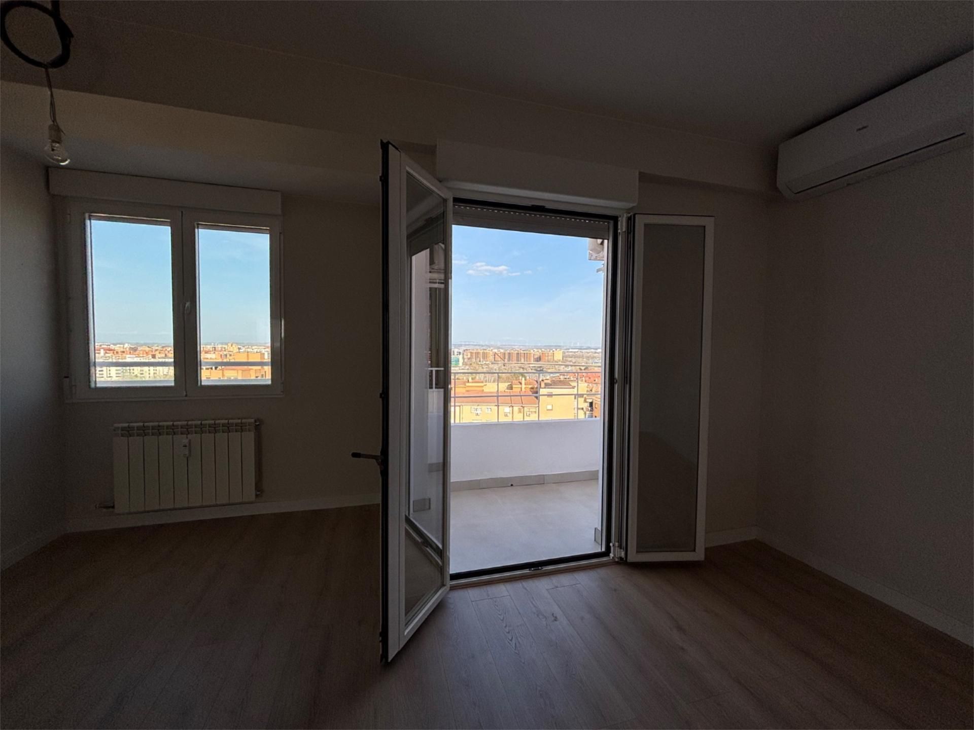 Piso en  Calle de Alonso V 17 - Foto 13