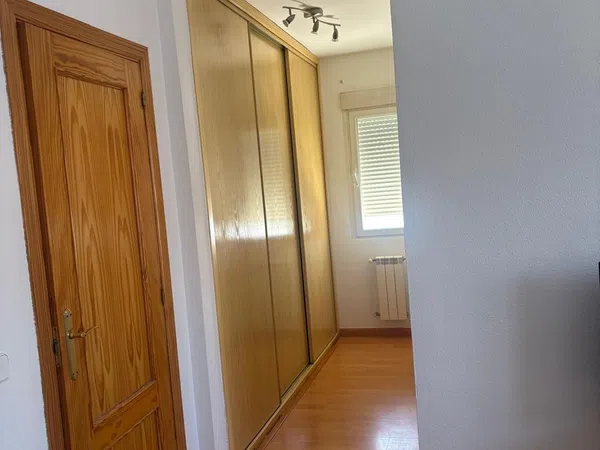 Chalet pareado en Calle Miguel de Cervantes, 38 - Foto 4