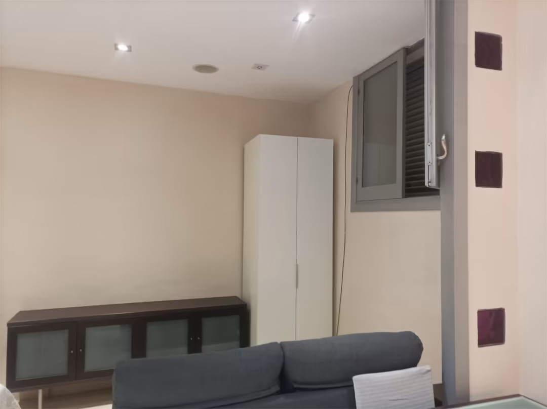 Estudio en  Carrer de Cortinas 9 - Foto 5
