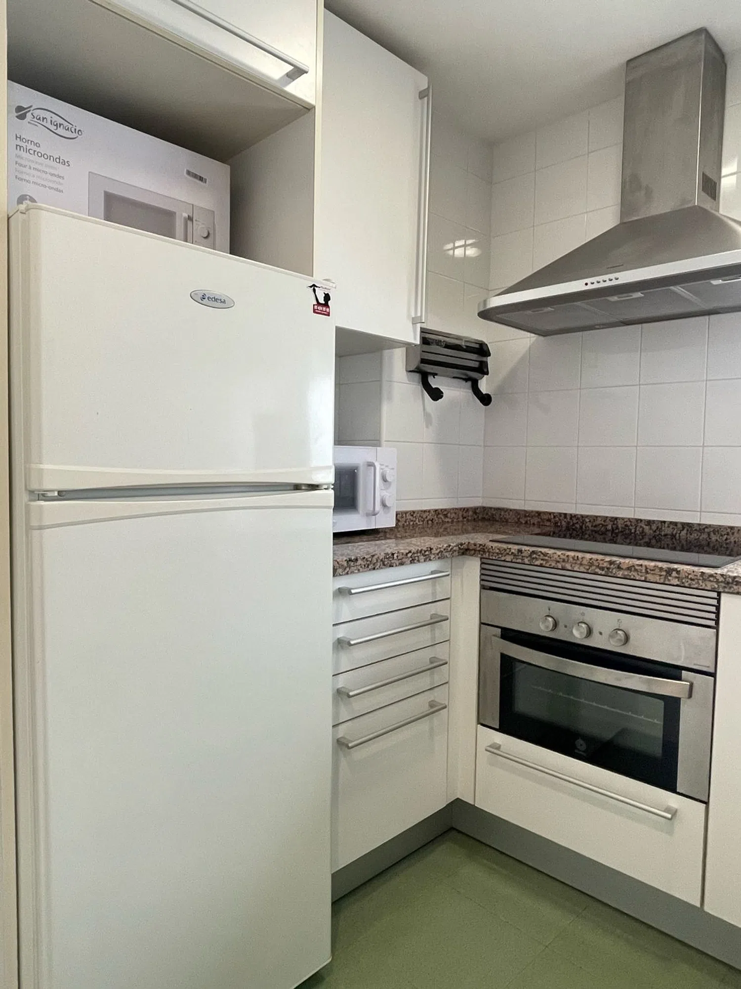 Estudio en calle Soria, 18 - Foto 2