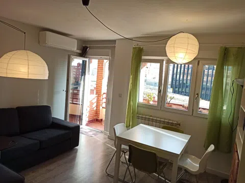 Piso en calle de San Benito, 12