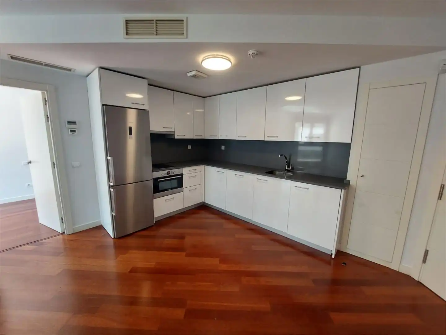 Piso en  Calle de Carlos y Guillermo Fernández Shaw 1 - Foto 7