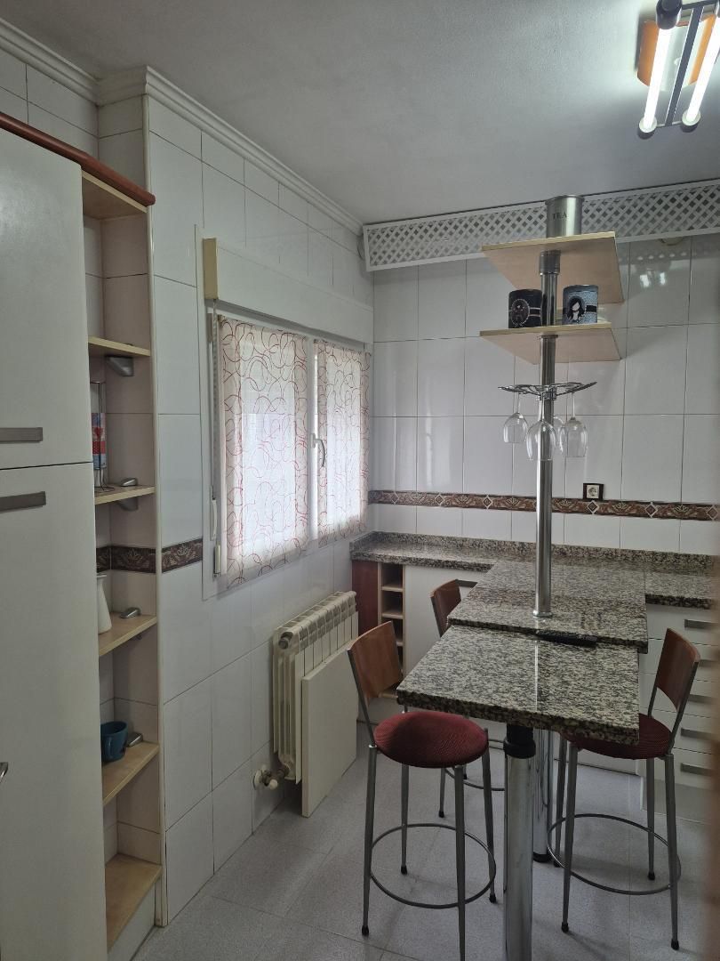 Piso en  Calle Cardenal Alvarez Martinez 8 - Foto 14