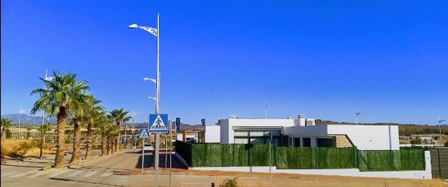 Casa o chalet independiente en Calle Urba Coto Riñales, 179 - Foto 10