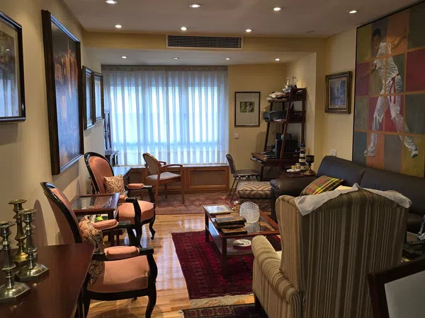 Piso en calle de Nicasio Gallego, 8