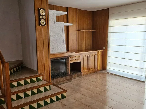 Chalet pareado en Plaza de las palmeras, 13, La Punxa-Bòbila Nova-Mas Mascort - Foto 3
