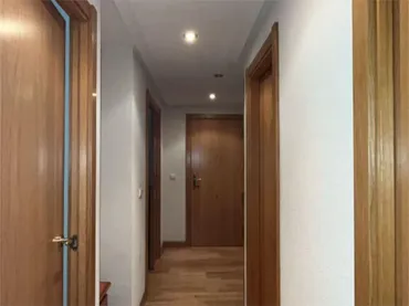 Piso en  Calle Poeta Jesús Rasueros 21 - Foto 4