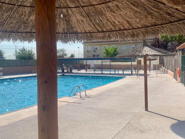 Chalet adosado en Perales del Rio - Foto 21