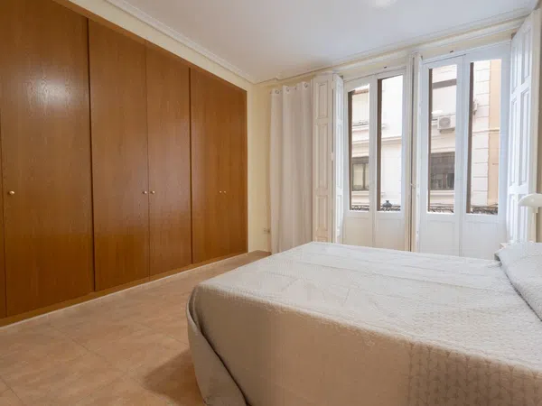 Alquiler de piso en Gran Vía - Foto 18
