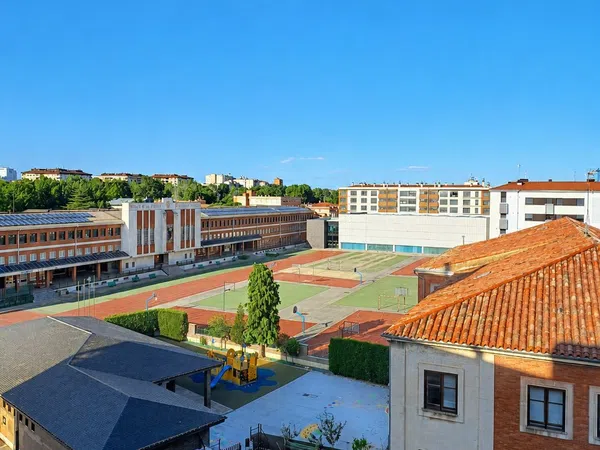 Piso en Calle de Ramón y Cajal, 5, Santa Teresa-San Pedro Cardeña - Foto 1