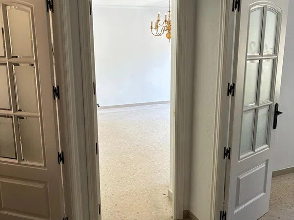 Piso en Barrio Ronda de Triana-Patrocinio-Turruñuelo - Foto 2