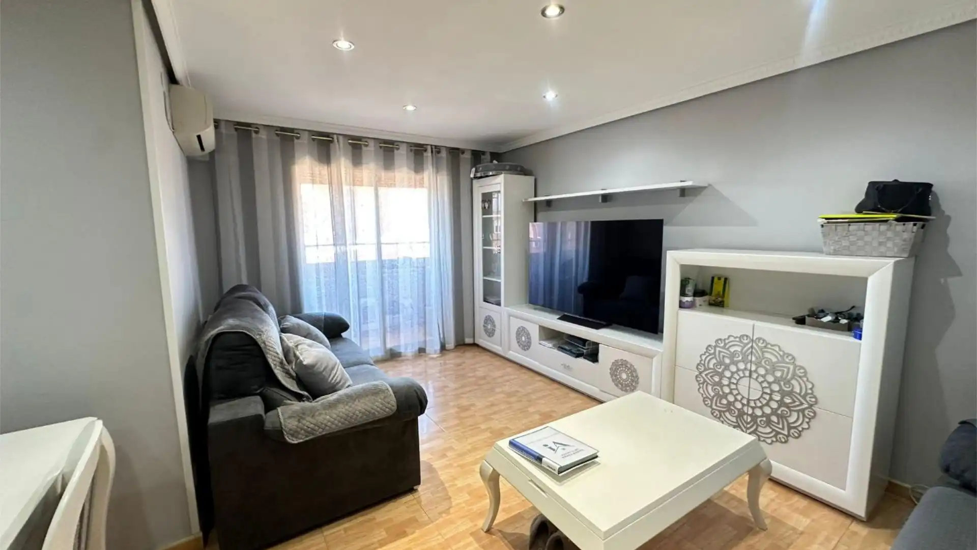 Piso en  Avenida de Rafael Alberti 12 - Foto 9