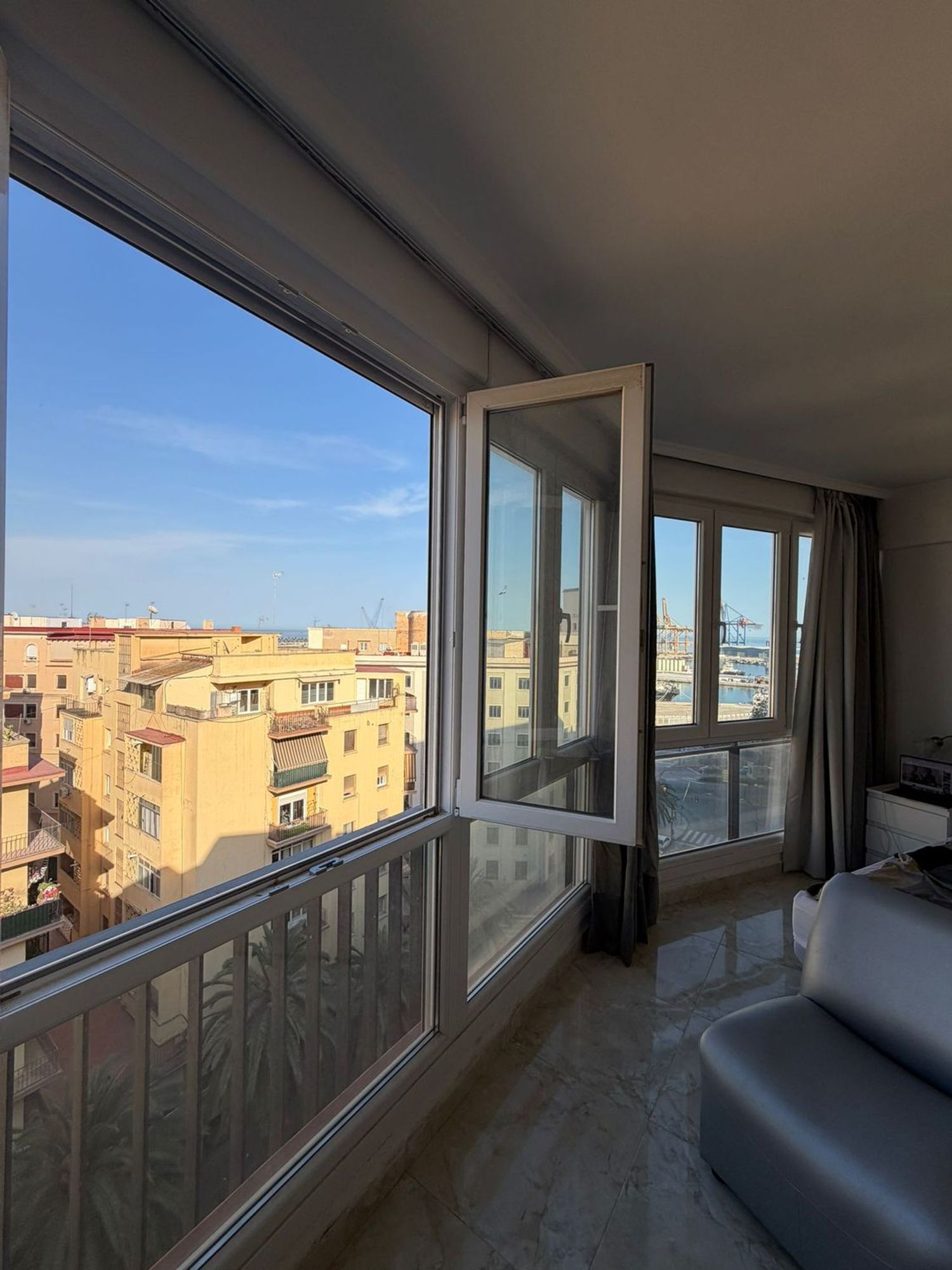 Piso en Alameda de Colón, 24, Ensanche Centro - Soho - Foto 2