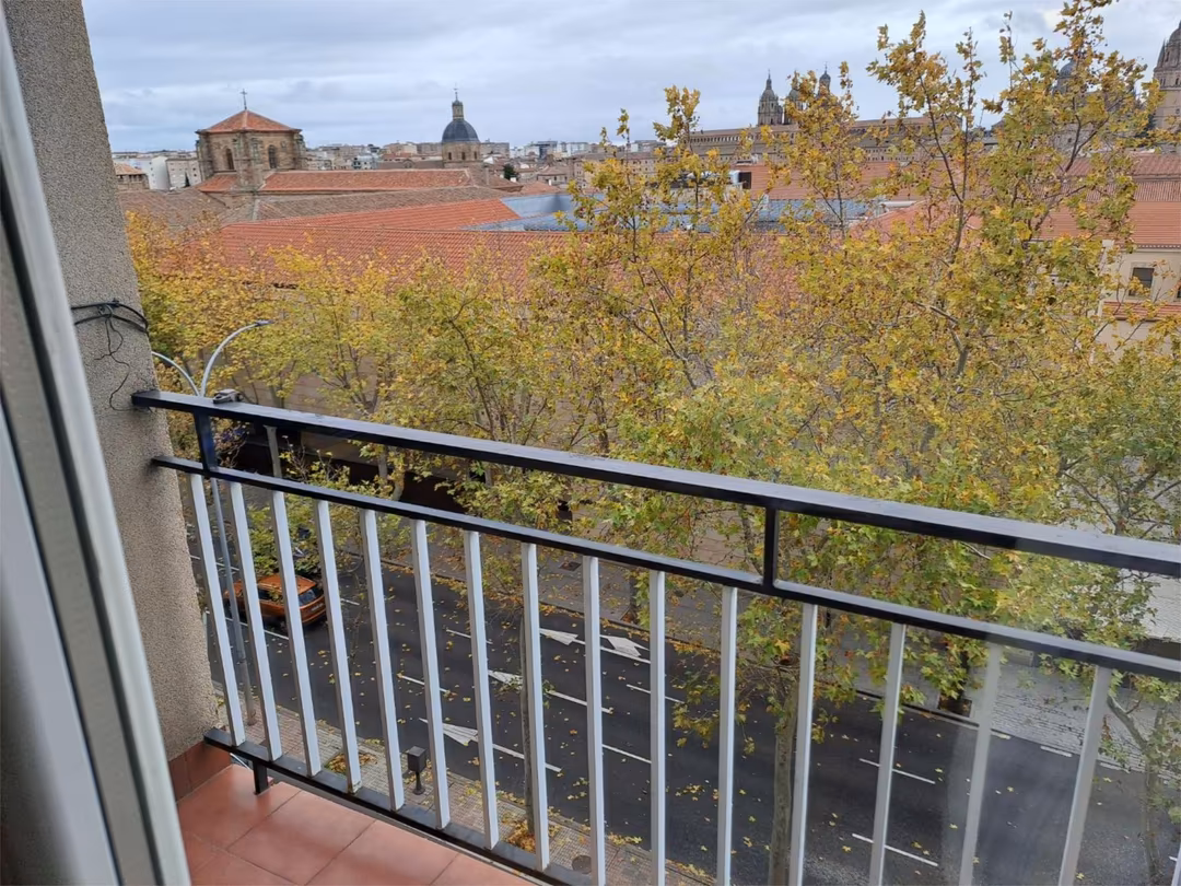 Piso en  Paseo de San Vicente 46 - Foto 3