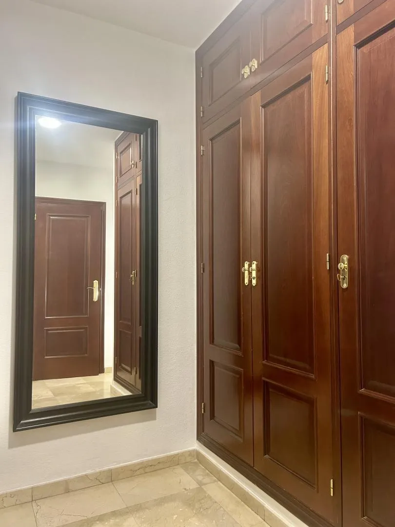 Piso en  Avenida Reyes Católicos Núm. - Foto 9