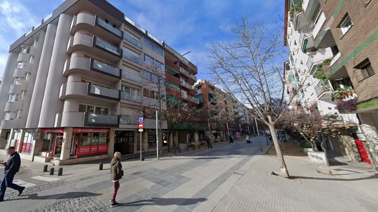 Local comercial en  Carrer de Sant Jordi - Foto 8