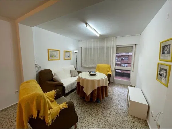 Piso en avenida Virgen de los Dolores, 3