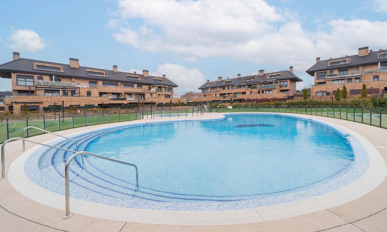 Piso en calle Reyes Católicos, 1 - Foto 2