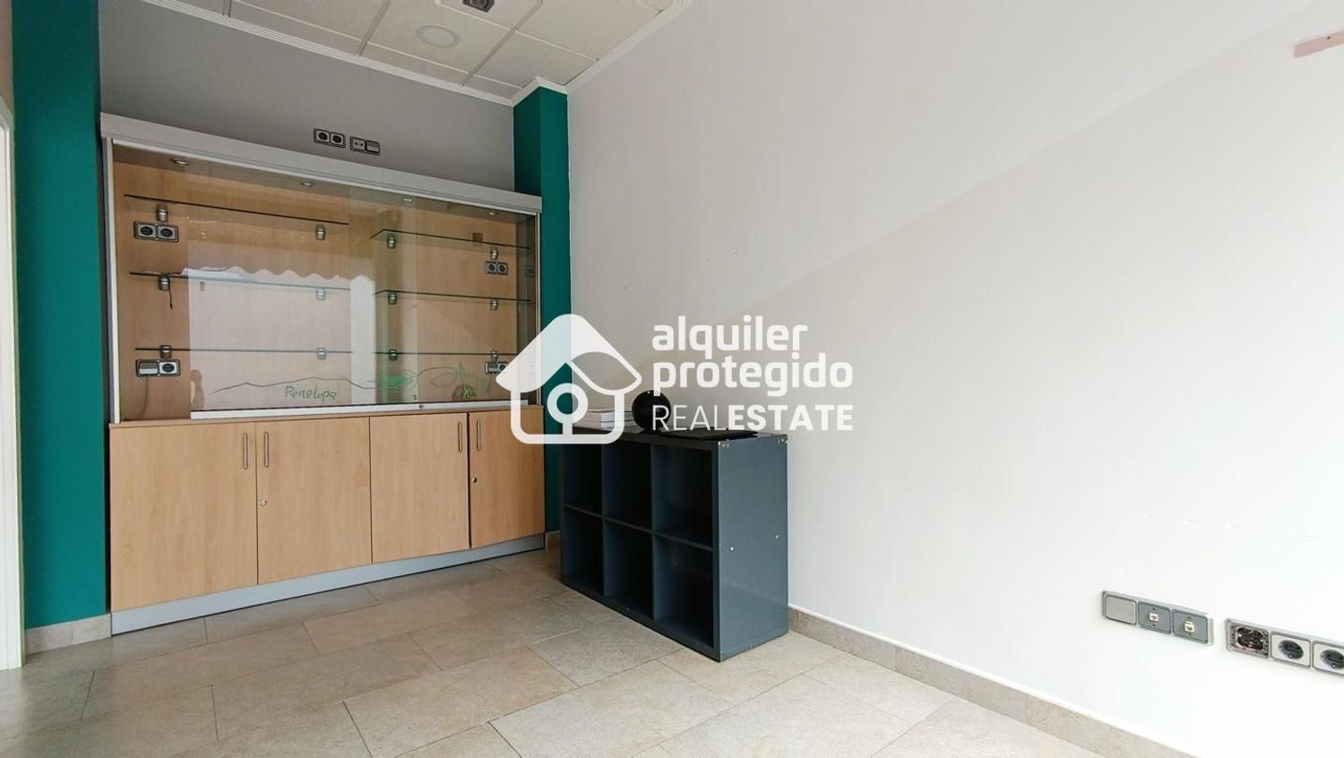 Local en Altozano - Foto 17