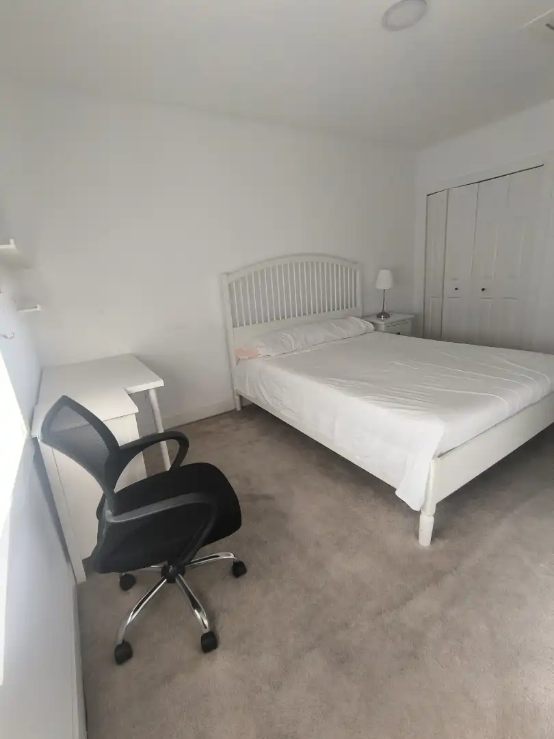 Apartamento en  Calle Aviación Española 4 - Foto 3