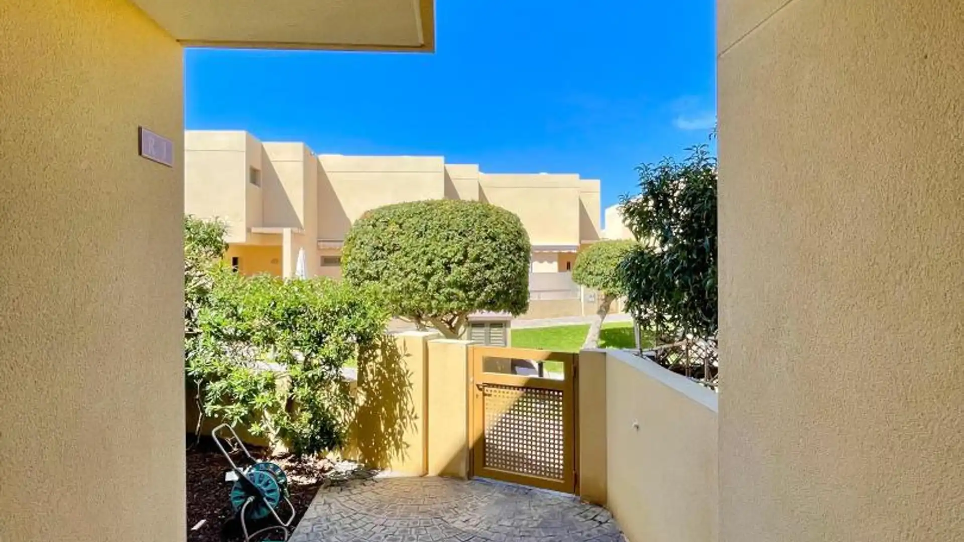 Casa adosada en  Calle El Cano 13 - Foto 6