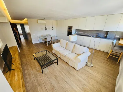 Piso en calle de Caro, 3