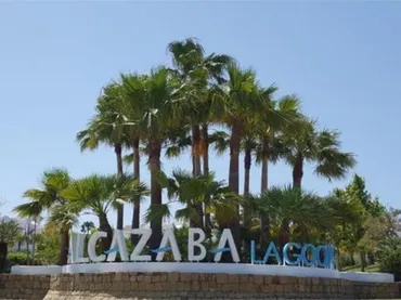 Apartamento en Alcazaba Lagoon - Foto 2