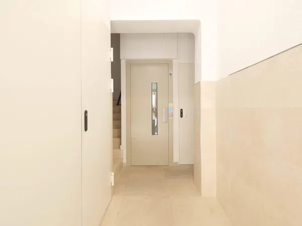 Piso en calle de Sant Josep de Pignatelli, 6 - Foto 8