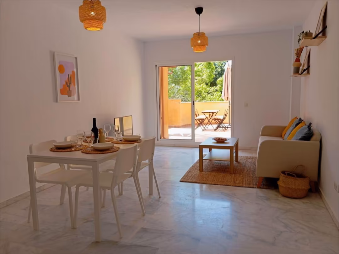 Piso en  Avenida Aljaima 15 - Foto 7