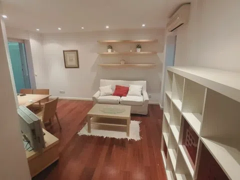 Piso en calle de Juan Bravo, 59