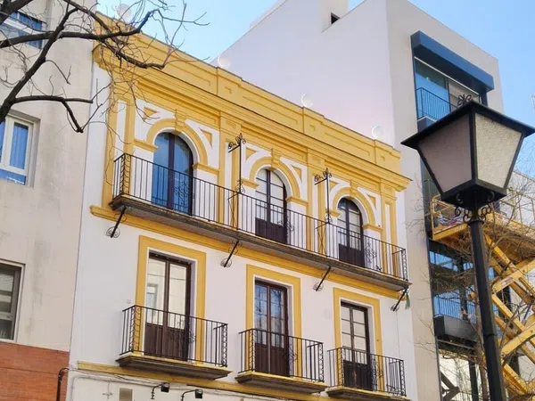Piso en Calle Juan Pablos, 18, Felipe II - Bueno Monreal - Foto 1